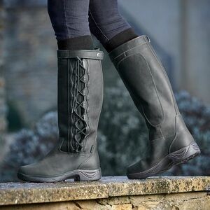Dublin Pinnacle II Boots in black 9 women’s